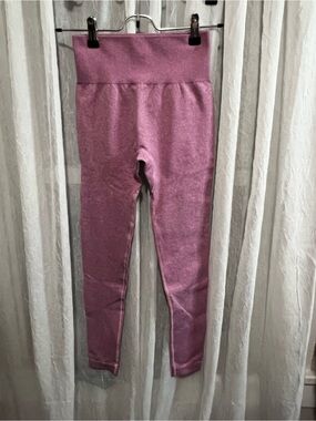 High-Rise Pink Seamless Leggings